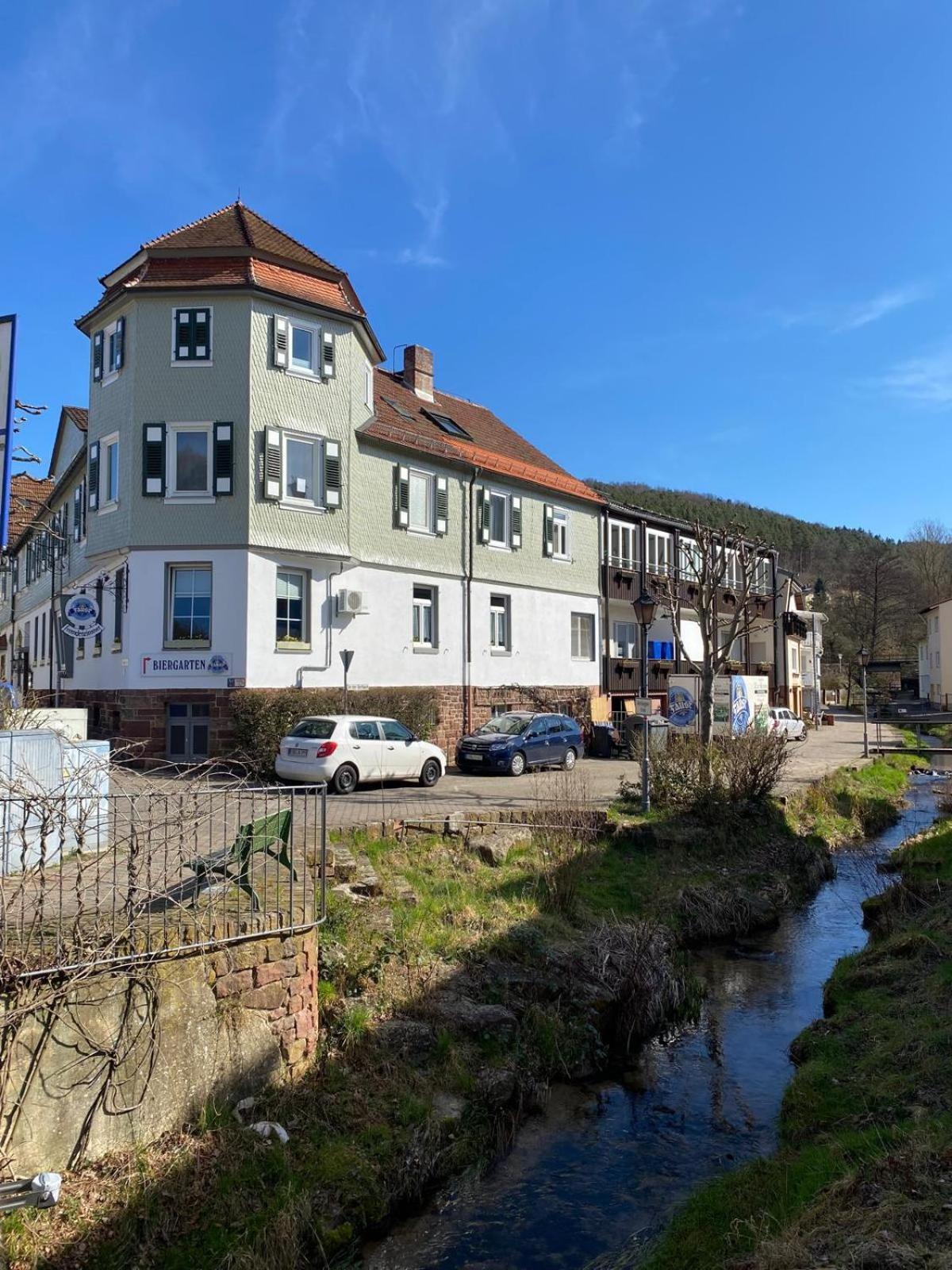 Gasthof Zur Krone باد كونيغ المظهر الخارجي الصورة
